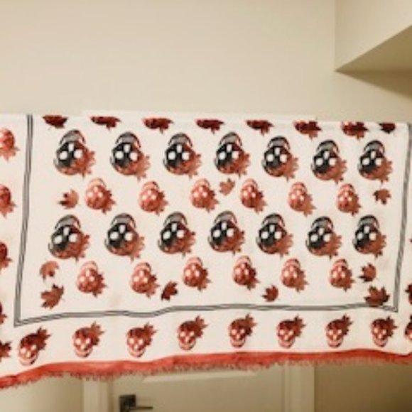 ALEXANDER MCQUEEN - LIMITED EDITION 2010 OLYMPICS MAPLE LEAF SCARF - Picture 3 of 9